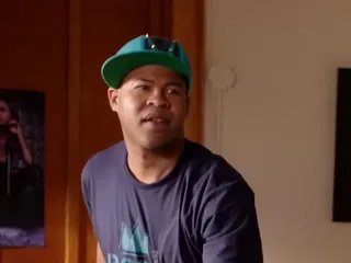 Pussy on the Chainwax