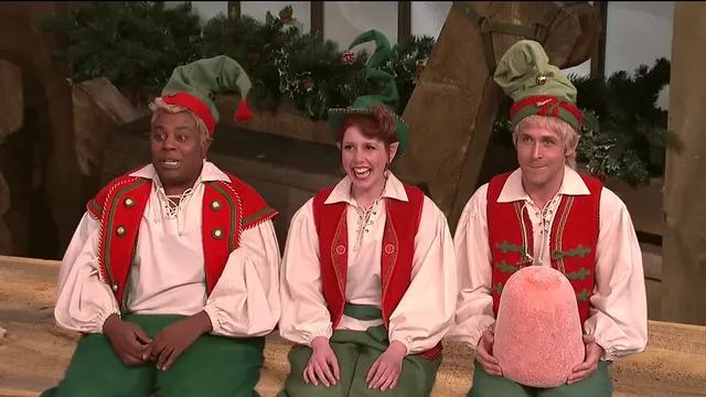 Santa & The Elves