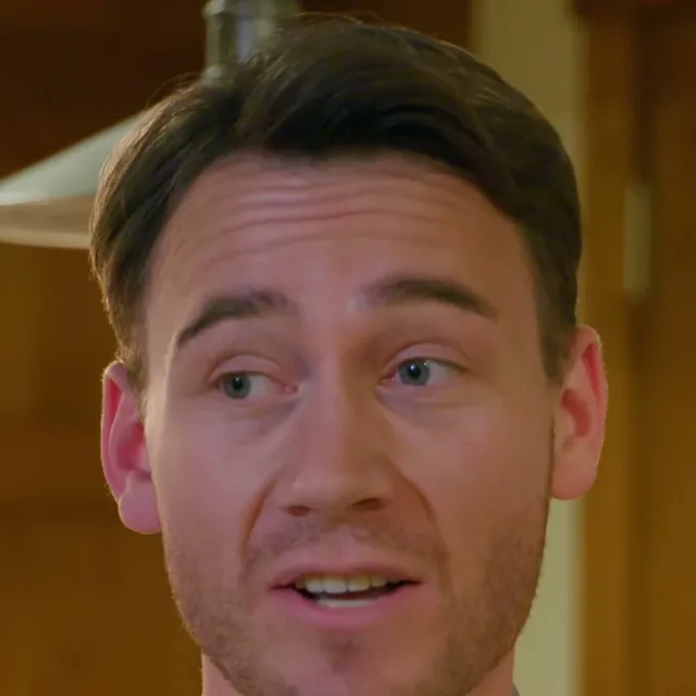 Drew Scott