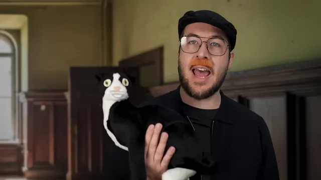 The First Guy To Ever Do Taxidermy