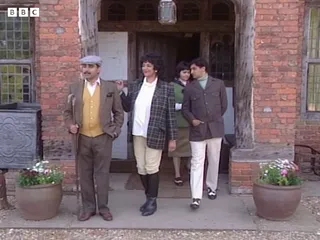 The Coopers and Robinsons: Stately Home