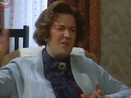 Auntie Ivy (Gossiping Heads)
