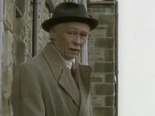 Unlucky Alf: Hole in the Road