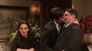 Kissing Family: Funeral