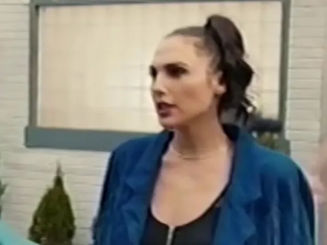 Gal Gadot in The Last Fry, the 2017 Saturday Night Live cut-for-time sketch. Official source frame95.5s; normally padded StarMapr portrait.