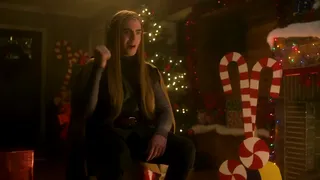 Christmas Elves vs. Fantasy Elves