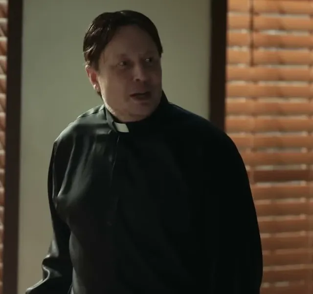 Father Delbert (Murdur Durdur)