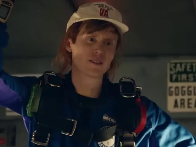 Please Don't Destroy - Skydiving