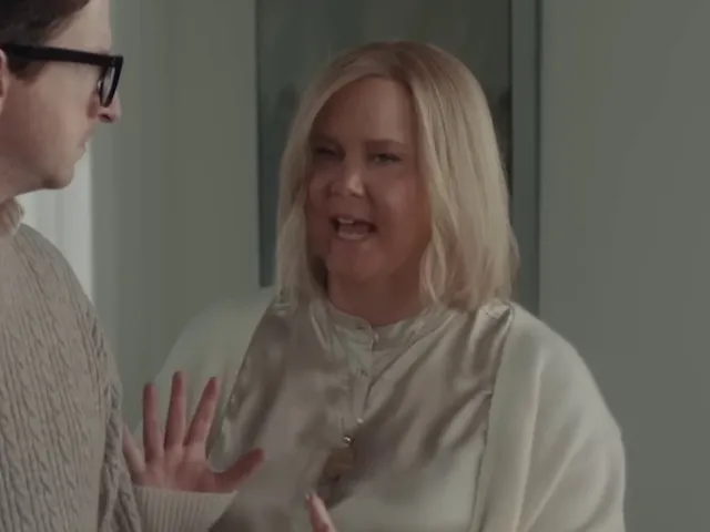 Carol (The Looker)