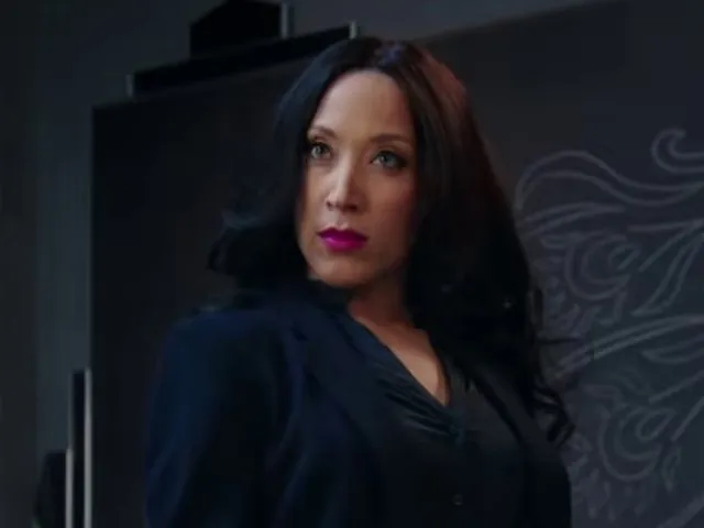 Dina (The Invisible Spy)