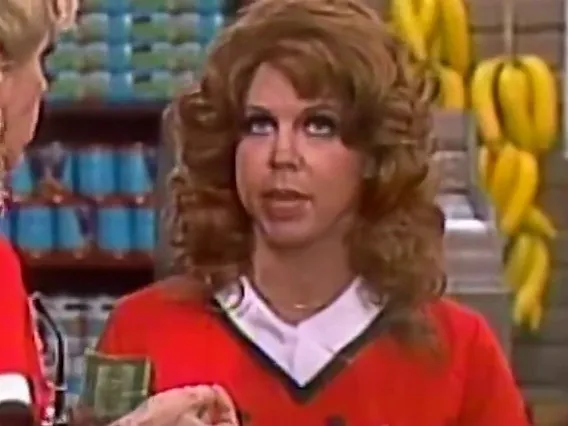Felicia (Supermarket Checker)