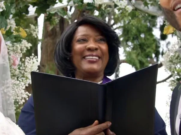 Loretta Devine as the pastor in Chris and Lachel: Altar Falter (A Black Lady Sketch Show, 2019).
