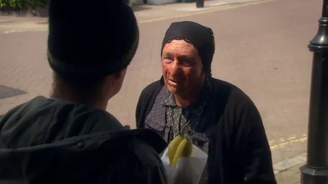 Portuguese Curse Lady: Bananas